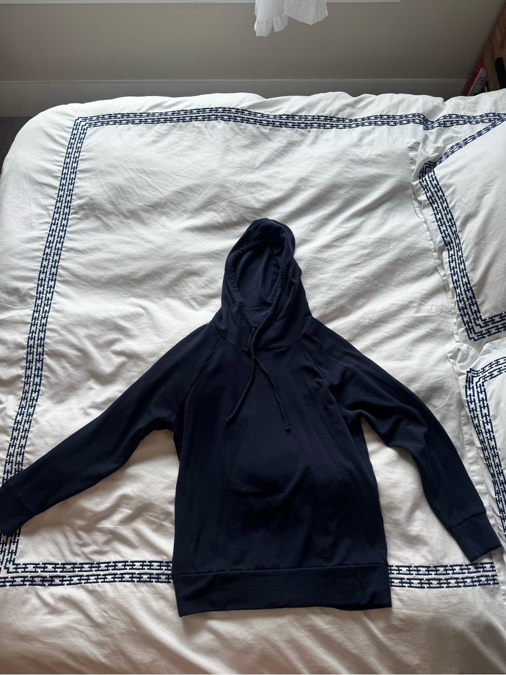 Eddie Bauer Navy Crewneck Hoodie - Pullover Sweatshirt